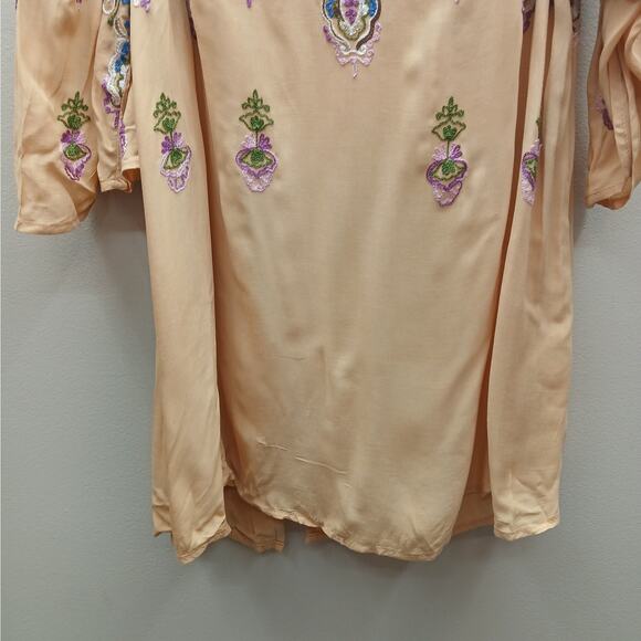 Democracy Embroidered Off the Shoulder Boho Peasant Blouse TanSize Large NWT - Picture 11 of 12